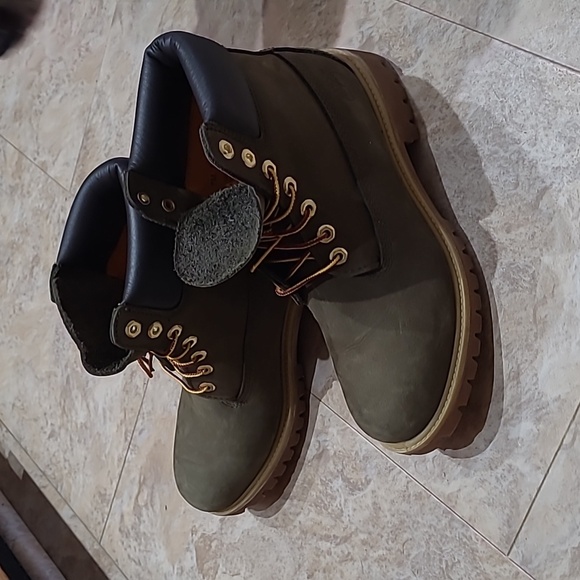 Men's Olive Green Timberland Boots - Picture 3 of 7